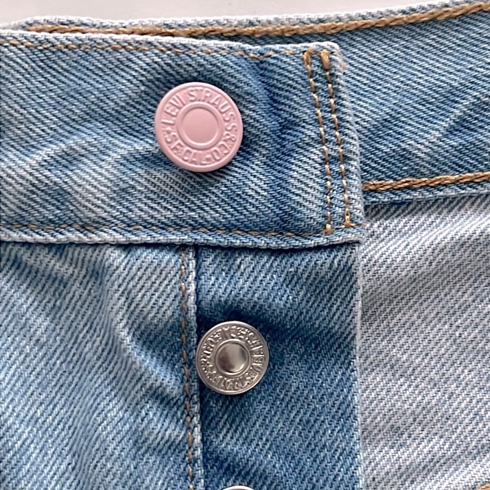 NWOT Levi’s 501 Premium Pink Label Shorts - Picture 8 of 13